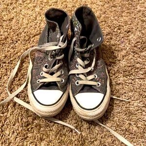 Women’s Hightop Converse Size 5